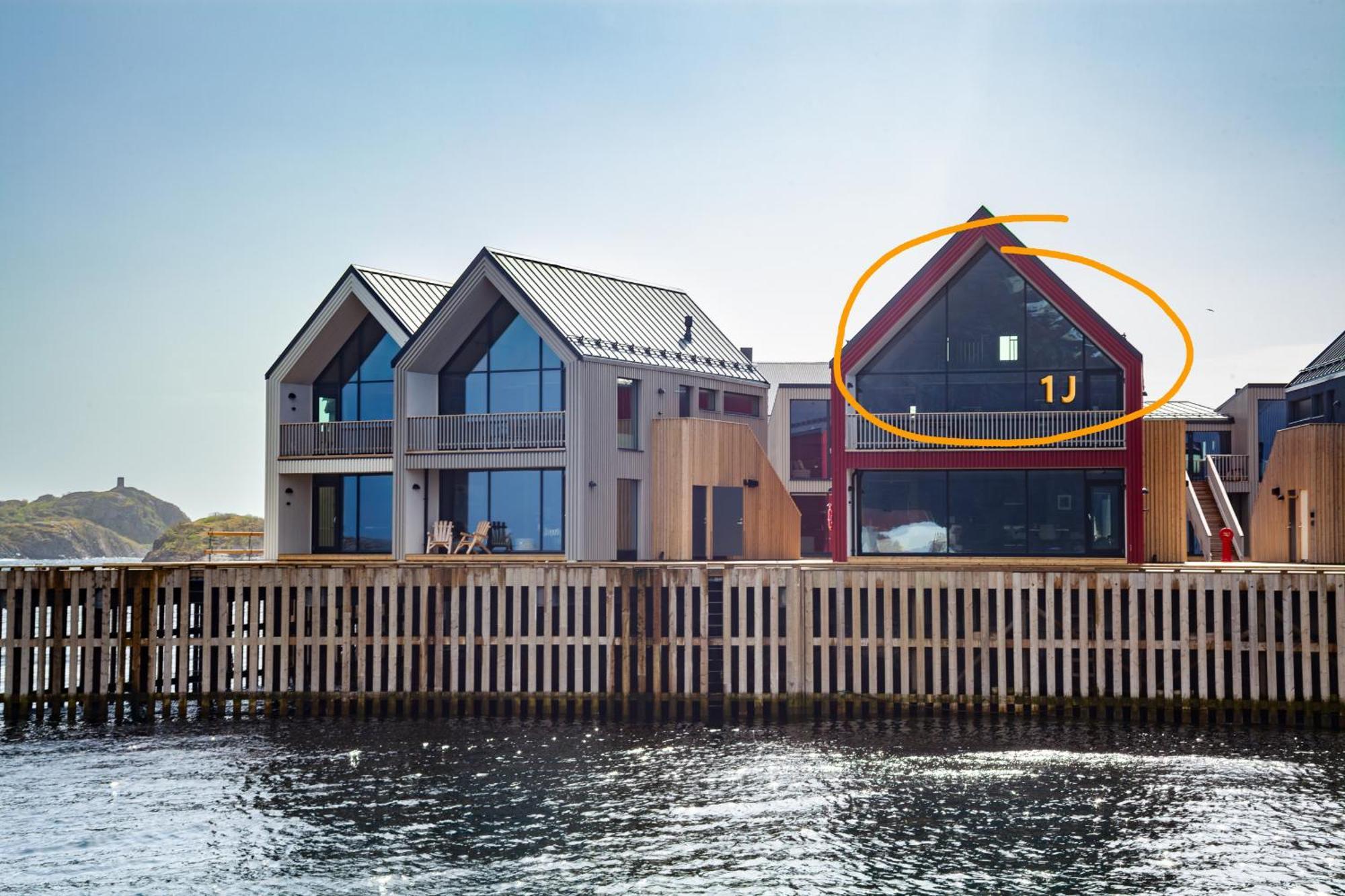 Rorbuleilighet 1J Henningsvær Zewnętrze zdjęcie